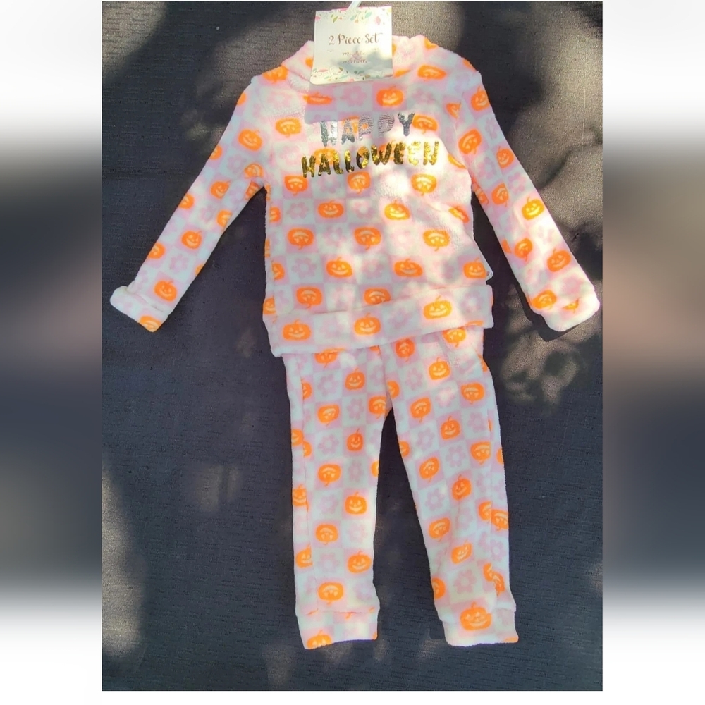 Maddie & Michelle "Happy‎ Halloween" 2 Piece Set Plush Materiel Size 3T